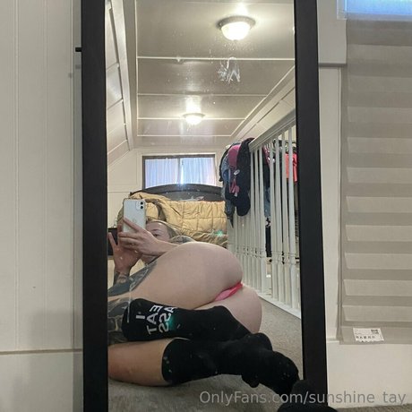Tay Michele ポルノモデル 写真