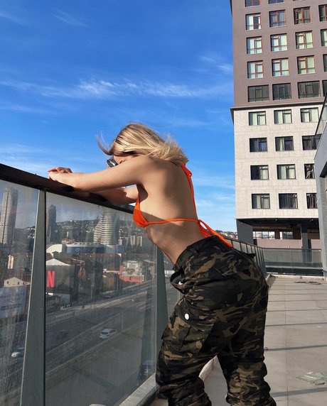 Gizem Bagdacicek ポルノ女優 アーカイブ