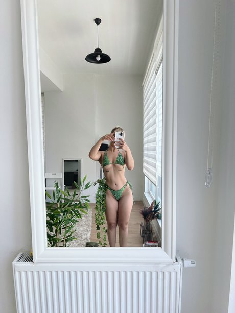 Gizem Bagdacicek 素敵なモデル アーカイブ
