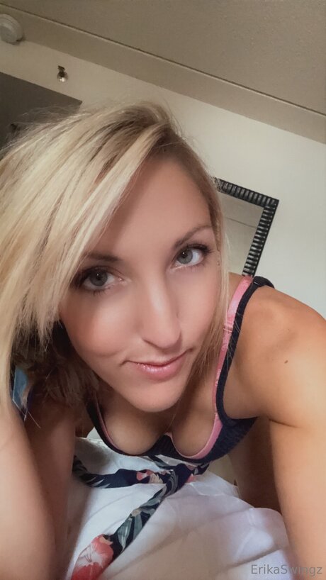 Erikaswingz ポルノスター セックス 画像