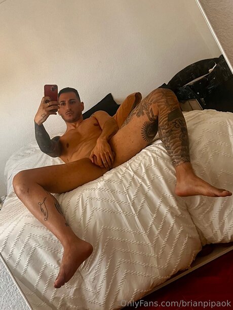 ショートティーンOnlyFans アート裸 画像