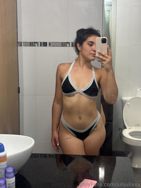 Julijulixxx 高品質のスター 写真