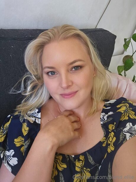 Blond Ellie ヌード女優 写真