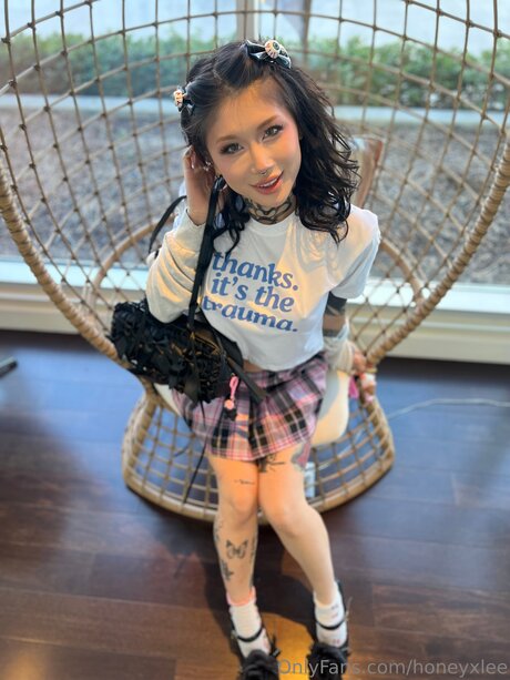 Fantomhoneyxlee ヌード女優 写真