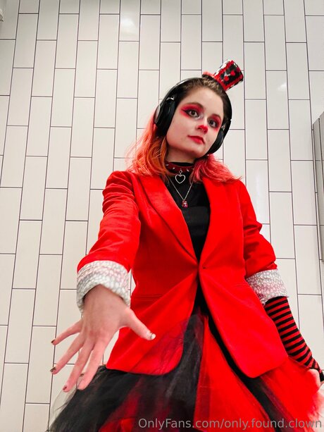 Only Found Clown 独占モデル 写真