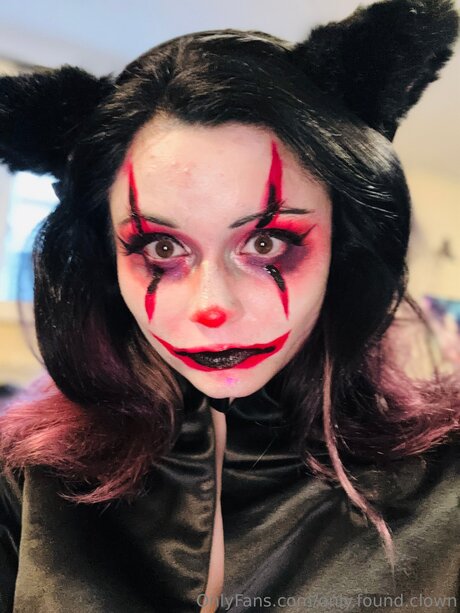 Only Found Clown 高品質モデル 写真