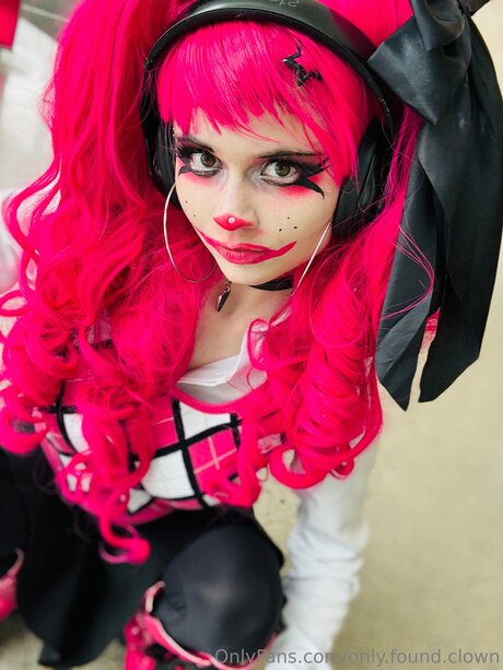 Only Found Clown 高品質のポルノスター 写真