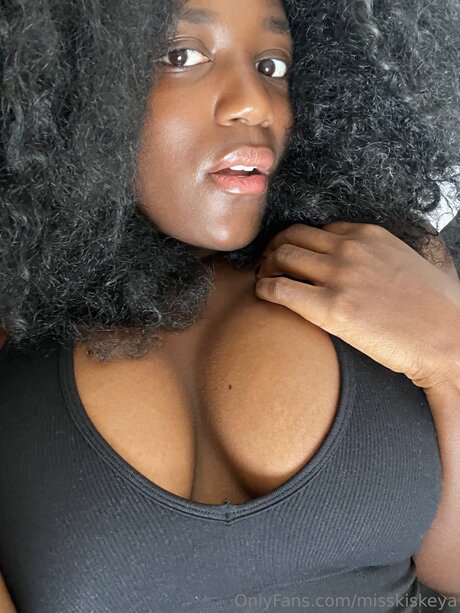 Hypnotik Kiskeya トップスター 写真