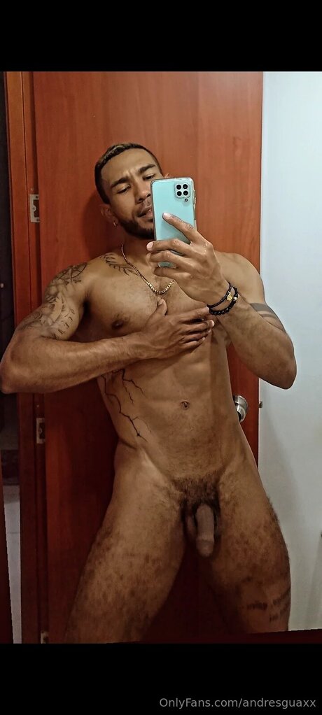 Andresguaxx ホット女優 ギャラリー