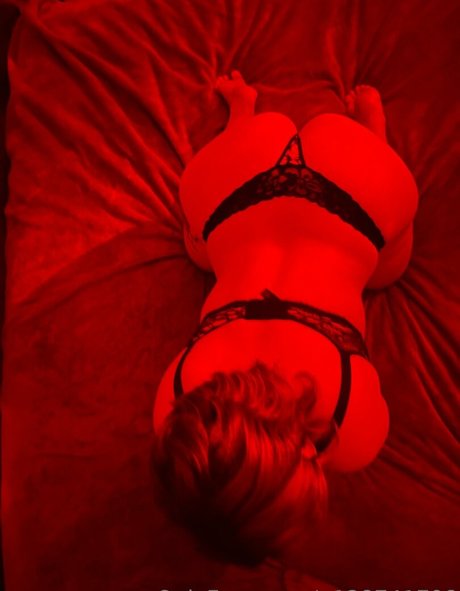 roxanneandmax swingers ヌード女優 写真