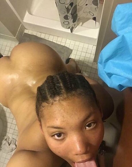 bonniexclyde18 美しいポルノスター 写真