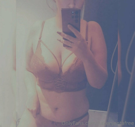 nakenjentafree 最高の女優 写真