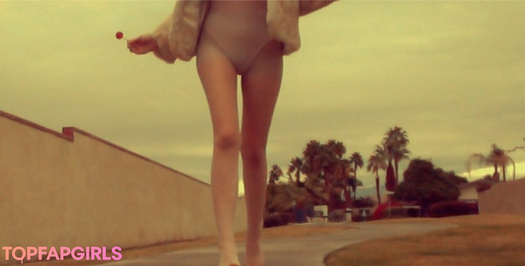 stellaaeternum 美しいポルノスター 写真