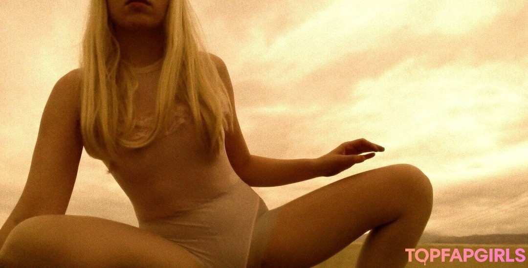 stellaaeternum 裸の女優 写真