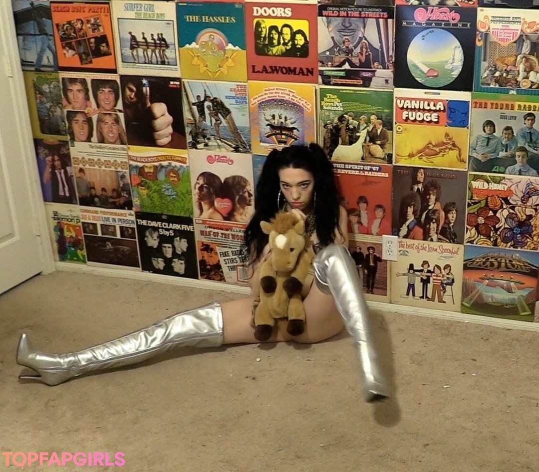 stellaaeternum 裸のモデル 写真