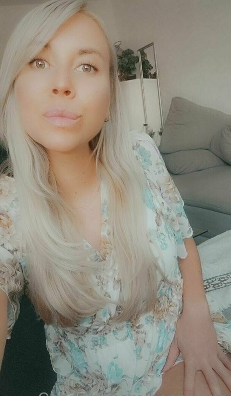 benzpaula トップポルノスター 写真