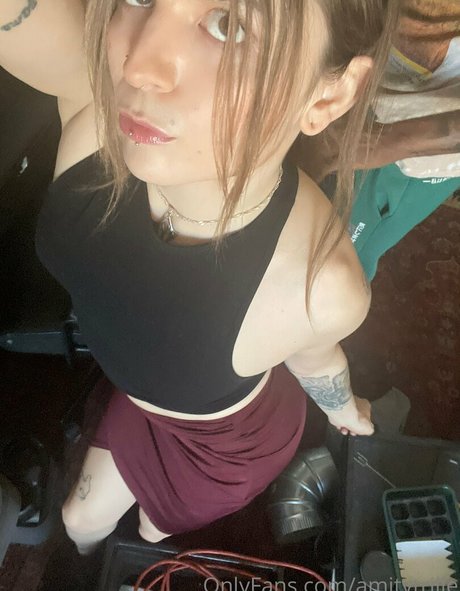 amythrill ポルノスター 無料 写真