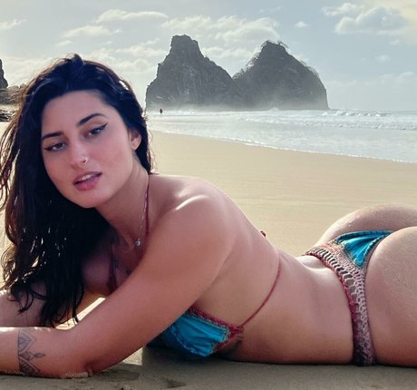 Talia Sereia ポルノモデル 写真