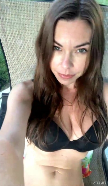 Katee Owen xxx女優 写真