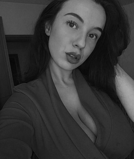 Gianclaudia Di Giacomo ホットなモデル 画像