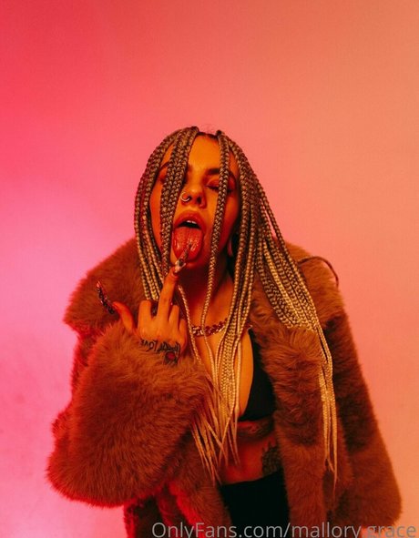 mallory grace 無料モデル 写真