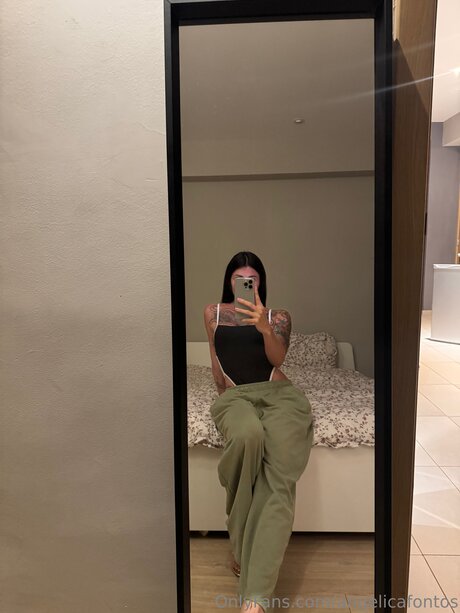 Angelicafontos ヌードモデル 写真