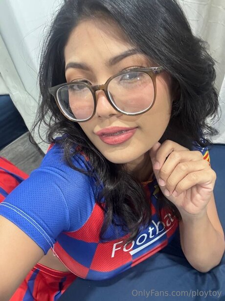 Ploytoy セックススター 写真