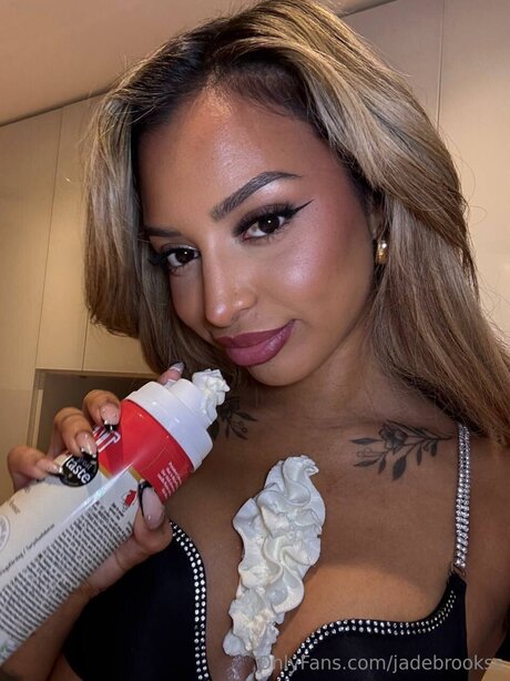 Jadebrookss 美しいモデル 画像