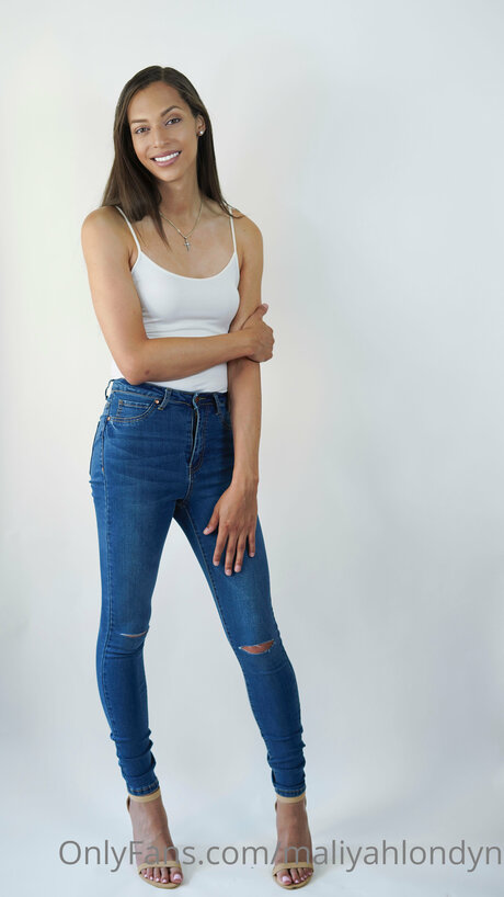 Maliyahlondyn 高品質モデル 画像