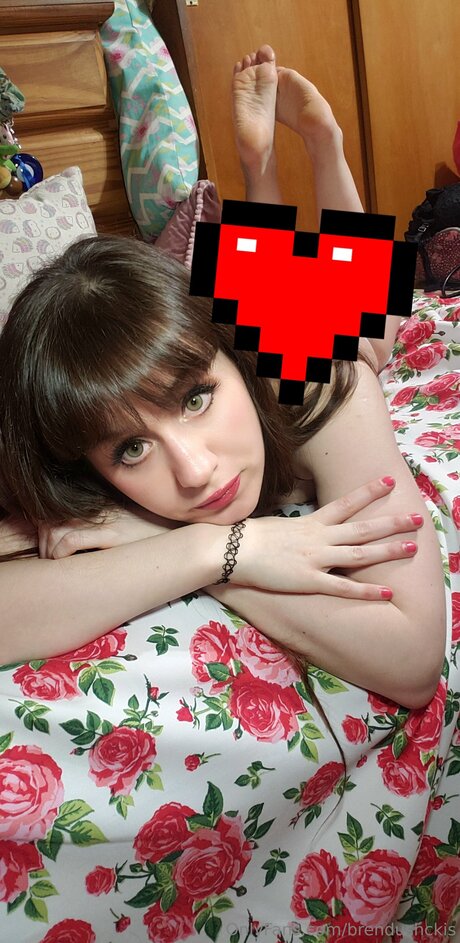 Brendushckis セクシーなスター 写真