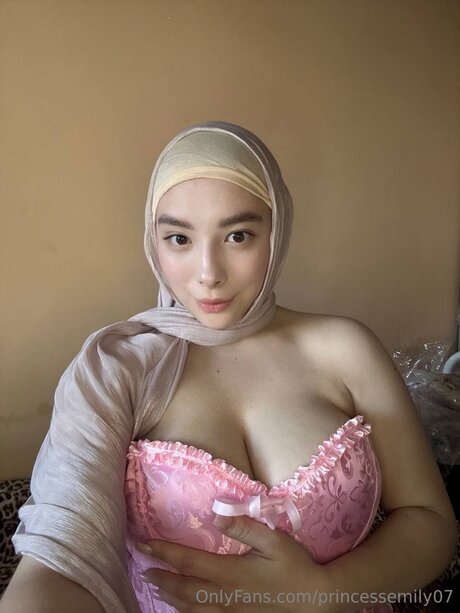Princessemily07 ポルノスター アダルト 写真