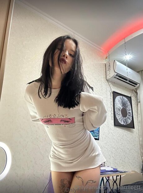 Scaarrlleett かわいいポルノスター 写真