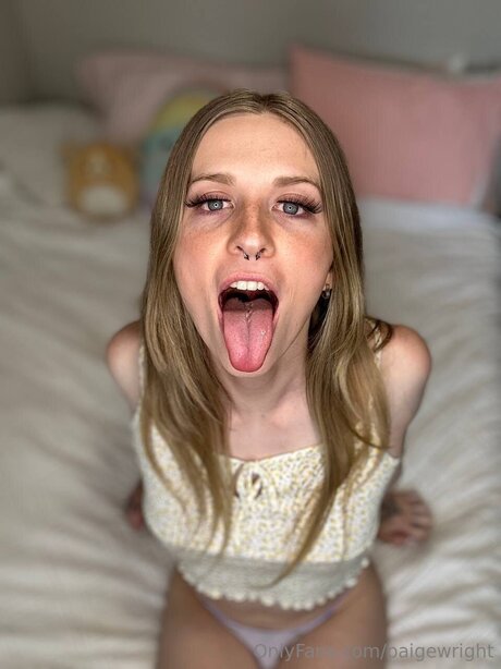 Paigewright 素敵なスター 写真