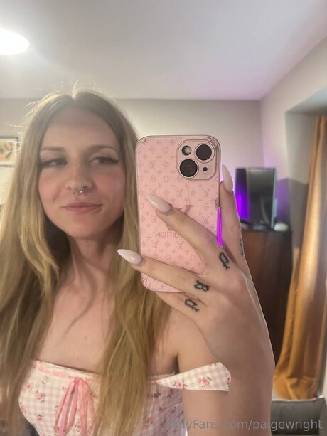 Paigewright ホットなモデル 画像
