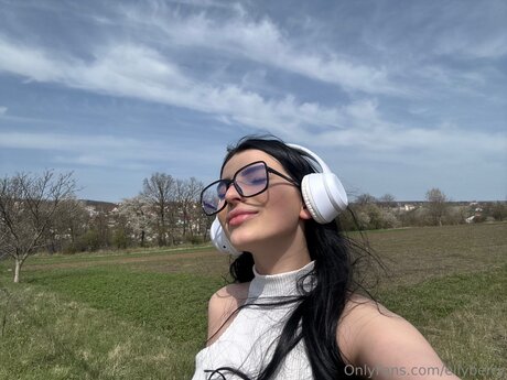 Ellyberry 独占女優 アーカイブ