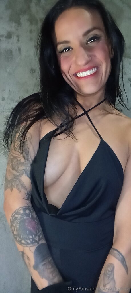 Sexy Frakita 完璧なモデル 写真