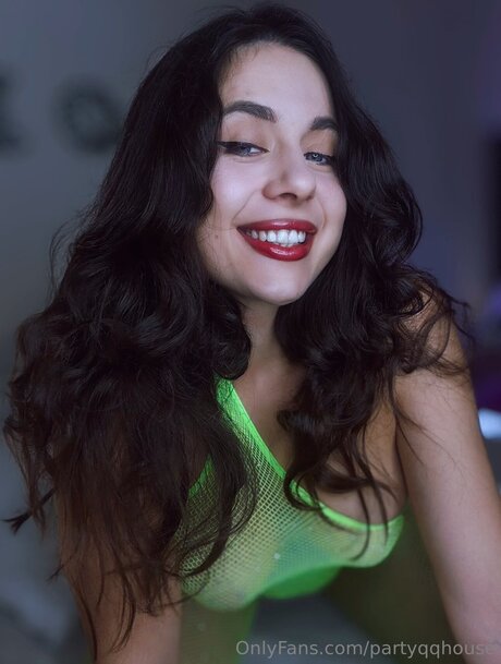 Partyqqhouse ヌードのポルノスター 写真