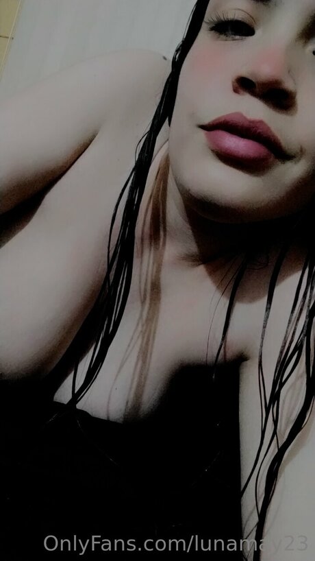 Lunamay23 エロティックモデル 写真