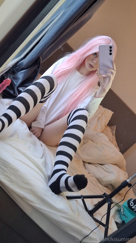 Kisumissu ヌード女優 写真