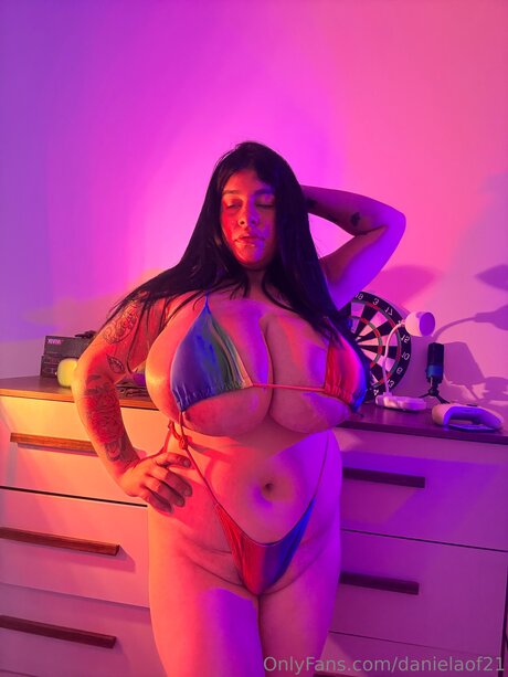 Danielaof21 HDスター ギャラリー