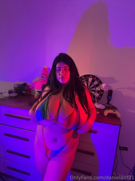 Danielaof21 高品質モデル 写真
