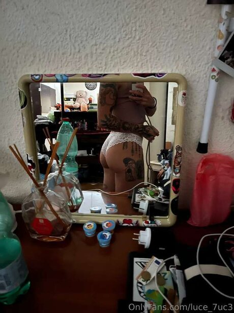 Luce 7uc3 ポルノスター 写真