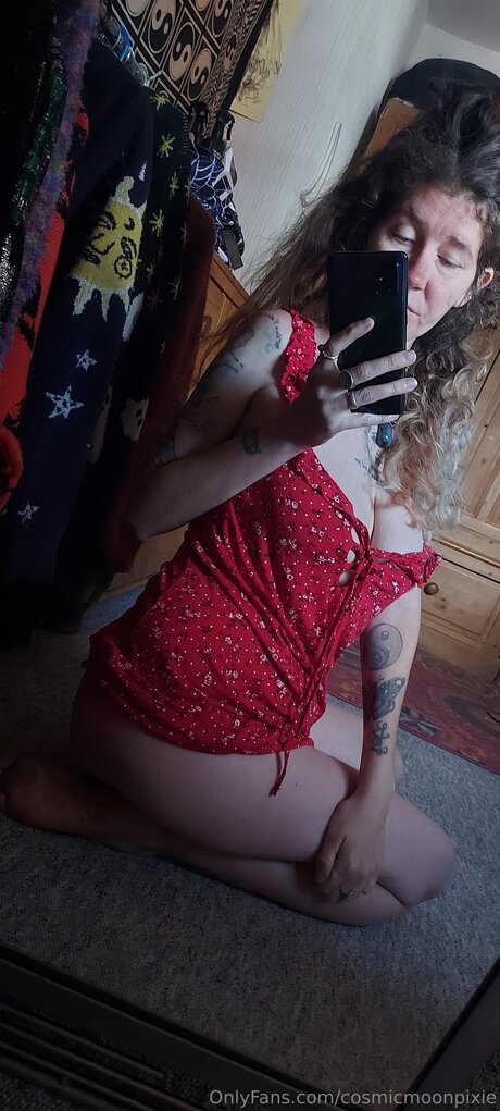 Cosmicmoonpixie 最高のモデル 写真