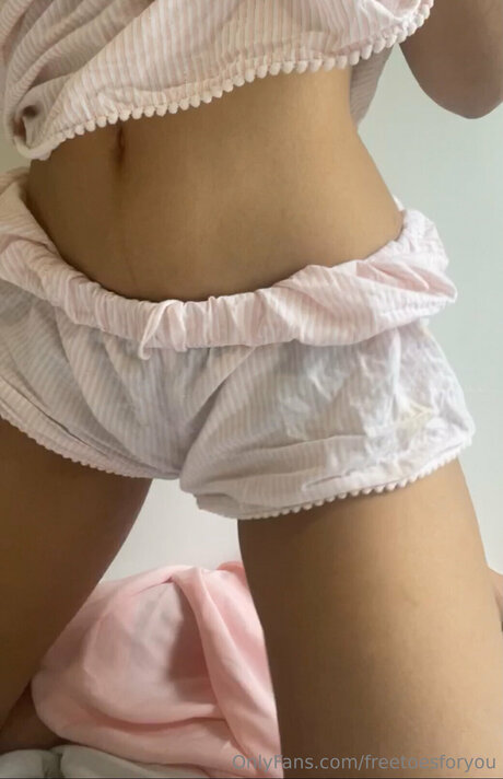 Freetoesforyou 完璧な女優 写真