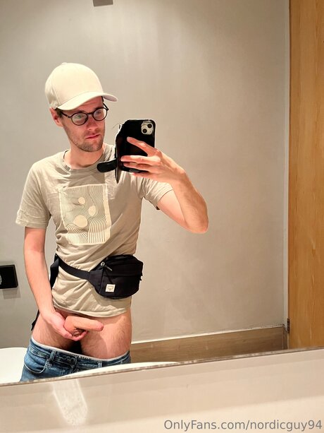 Nordicguy94 スターセックス 写真