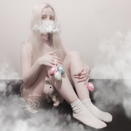 Infinitely Sensitive ポルノスター ヌード 写真
