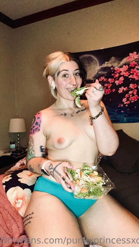 Punkyprincessxofree ポルノスター アダルト 写真