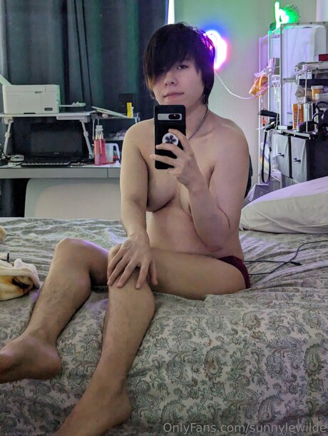 Sunnylewilde ヌードモデル 写真