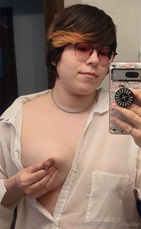 Sunnylewilde セックス女優 写真