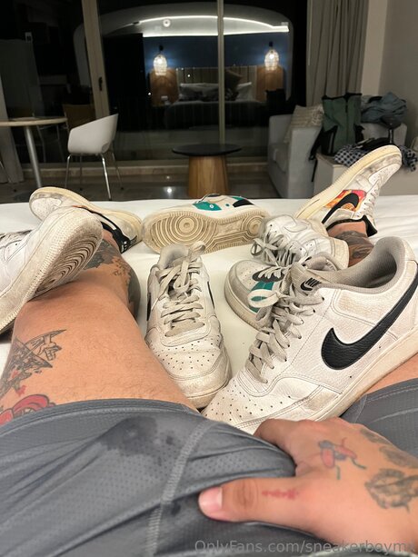 Sneakerboymx ヌードモデル ギャラリー